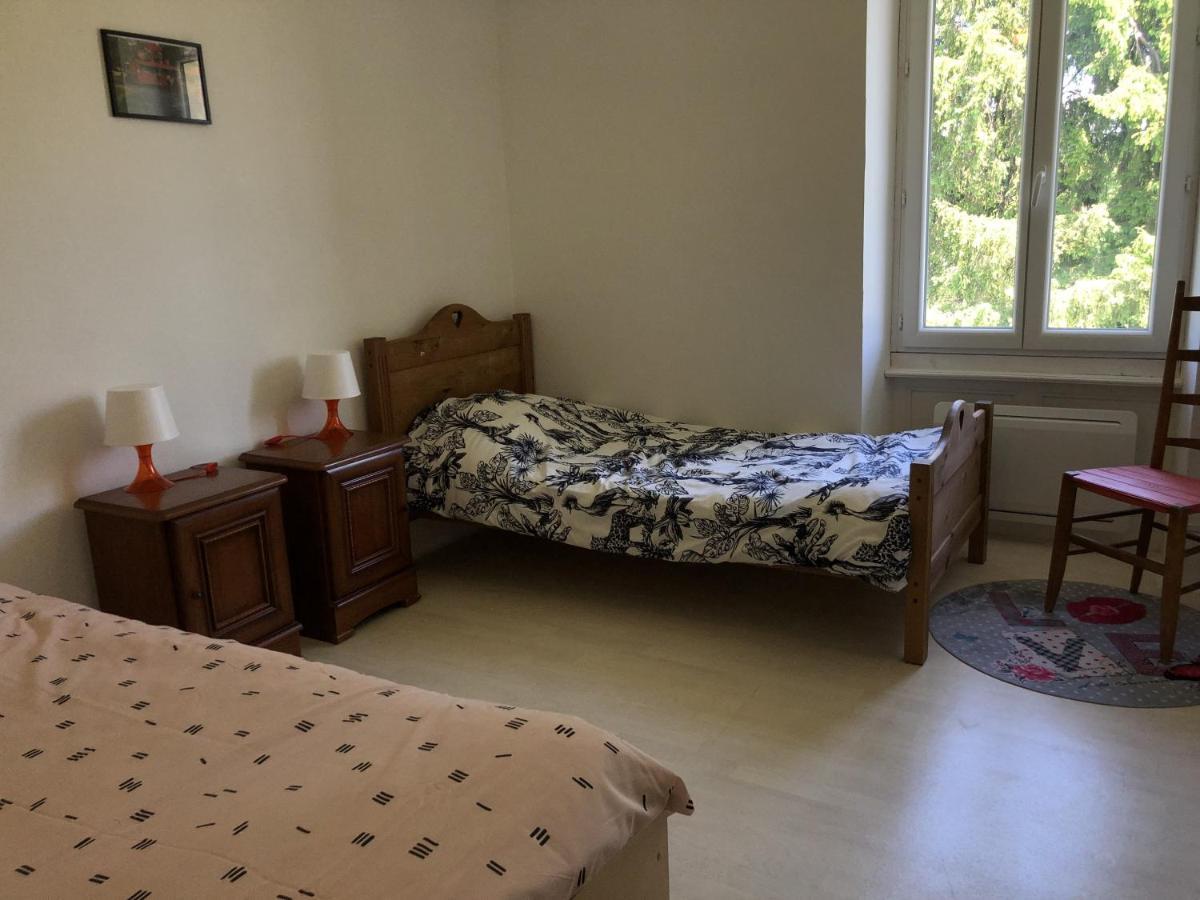 Chambres Individuelles Avec Partie Commune Ou Logement Entier Si Disponible Via Rhona Vulbens エクステリア 写真